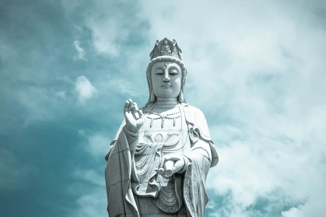 工业数据采集卡与模拟量模块在自动化产线中的协同应用解析封面图